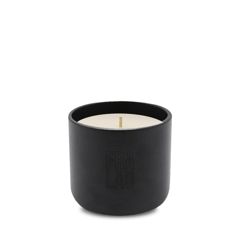 Outdoor Nera Scented Candle 